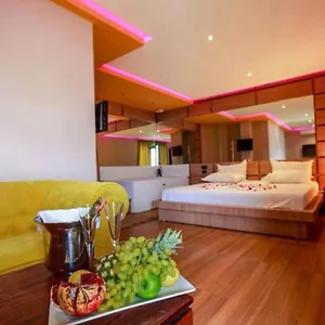  Hotel Vivi La Vita Albania
